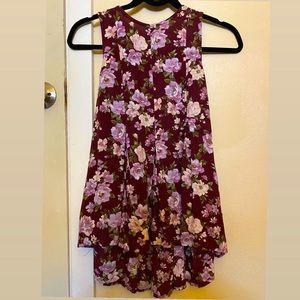 American Eagle High Neck Open Back Purple Floral Blouse Size Small